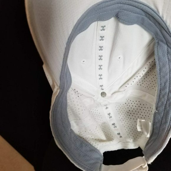 Under Armour Golf Ballcap Adjustable Velcro Close - Picture 6 of 8